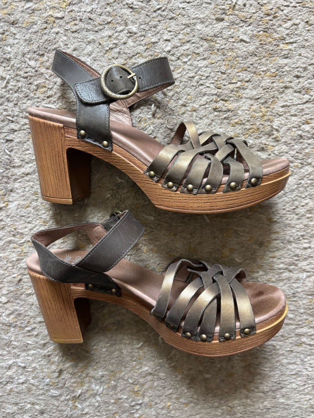 Dansko Metallic Bronze Strappy Wood Block Heels Size 39